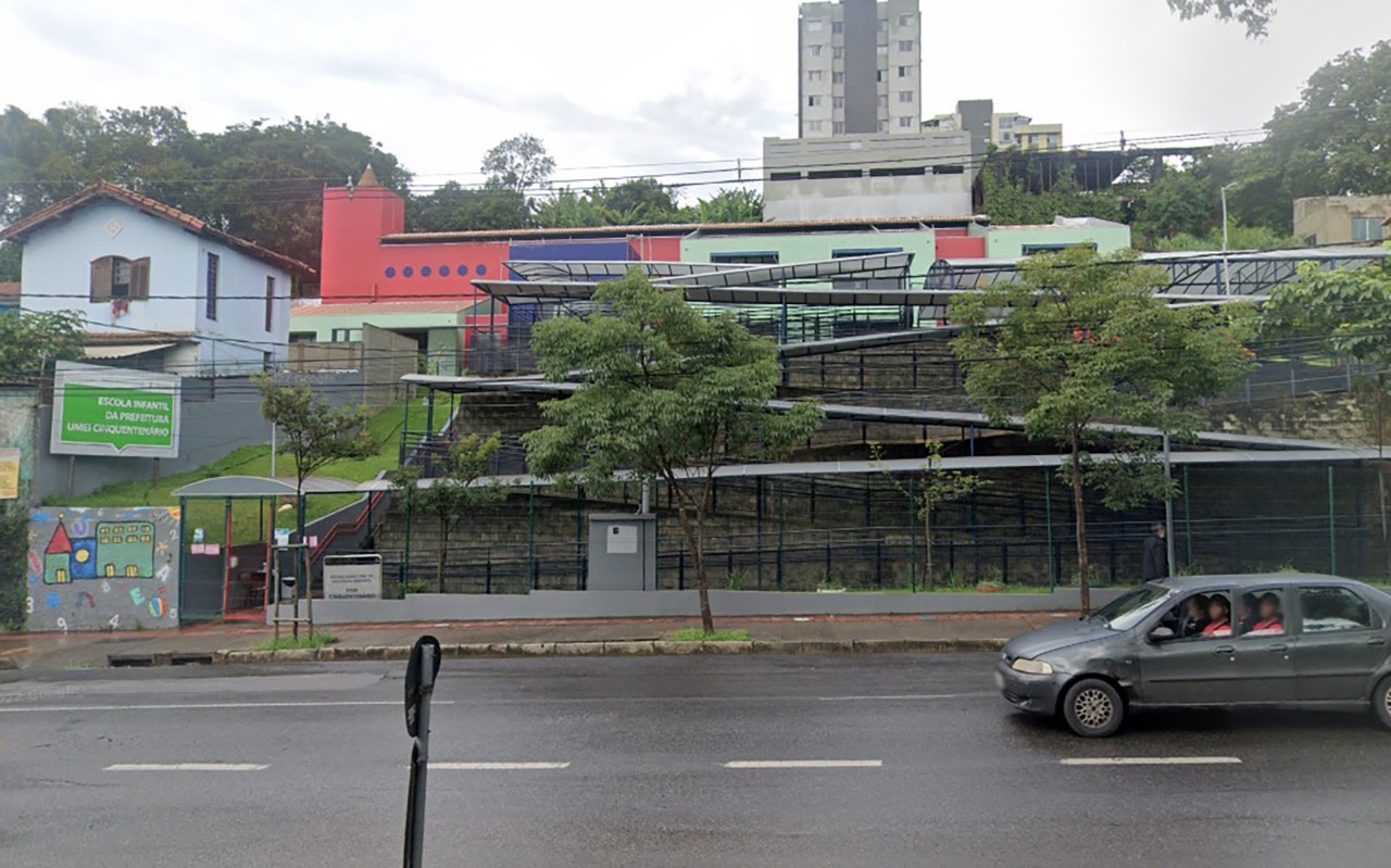 Padrão de carros. padrão sem emenda fofo infantil. o tráfego é