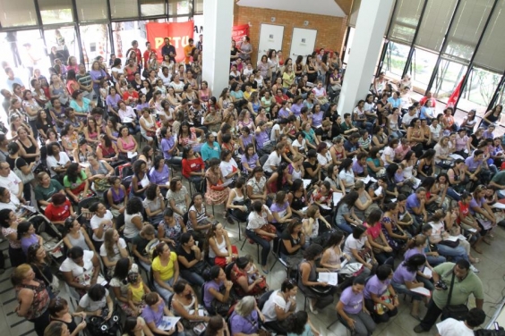 Educadores infantis participaram de várias audiências públicas na CMBH