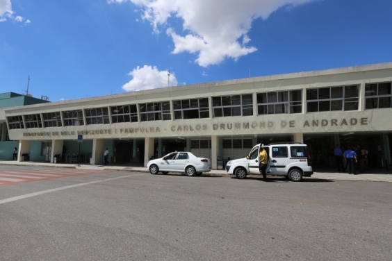 Terminal, inaugurado em 1933, recebe atualmente apenas voos de menor porte. Foto: Divulgação/CMBH