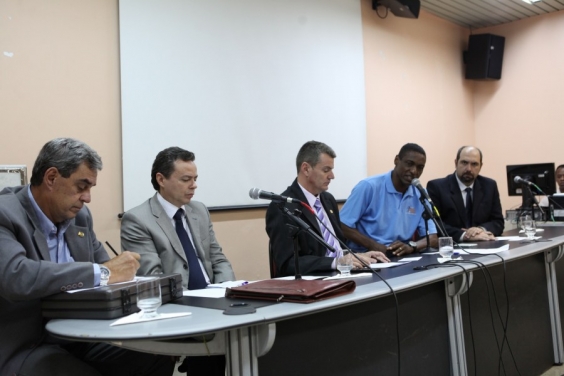 Audiência discutiu projeto do Legislativo que prevê repasse do ISSQN para incentivo à prática esportiva escolar e amadora