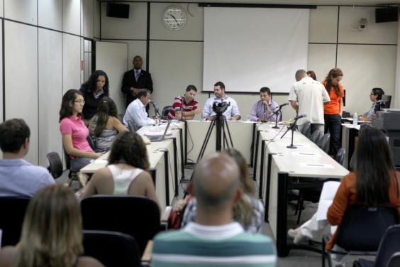 Comissão debate situação de moradores da Vila Bandeirantes