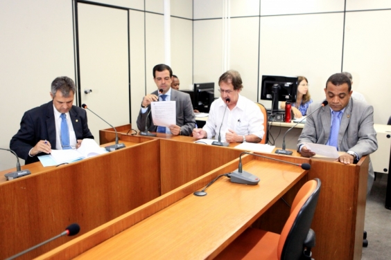 Instalação obrigatória de telhados pode auxiliar no combate ao Aedes. Foto: Rafa Aguiar/CMBH