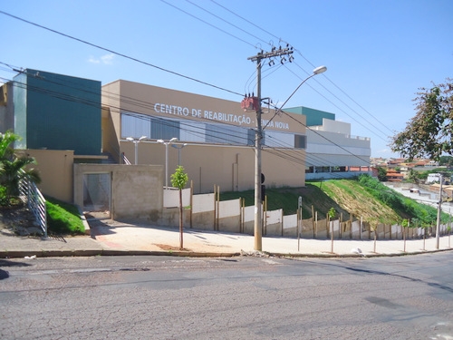 Recém-construído, o Centro de Reabilitação (CREAB) de Venda Nova ainda não entrou em funcionamento (Foto: Portal PBH)