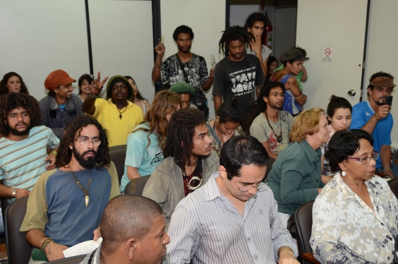 artesãos de rua participando da audiência pública