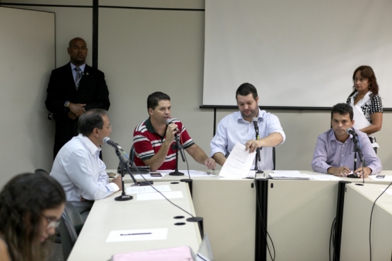 Comissão de Direitos Humanos e Defesa do Consumidor aprova pareceres favcoráveis a 4 PLs