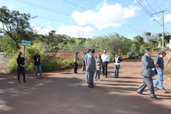Em 2011, integrantes da Comissão conferiram de perto a situação no bairro Olhos D'água
