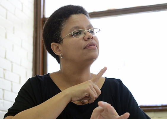 Em pauta falta de escolas que adotem a linguagem de sinais (Libras) como primeira língua - Foto: Antônio Cruz/Agência Brasil