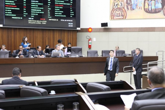 Parlamentares se pronunciaram novamente sobre as obras do BRT na plenária desta segunda-feira (18.2)