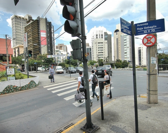 Em pauta, assaltos nas avenidas N. Sra. do Carmo e Raja - Foto: Breno Pataro/Portal PBH