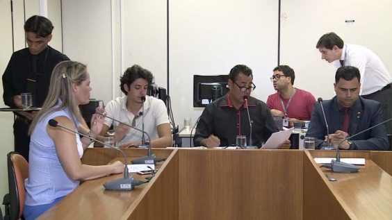 Reunião da Comissão de Legislação e Justiça aprova pareceres a projetos nas áreas de Educação e Trânsito em BH