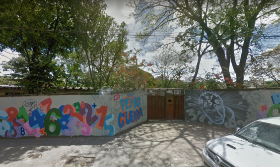 Fachada da Escola Municipal Professor Pedro Guerra, na Regional Venda Nova