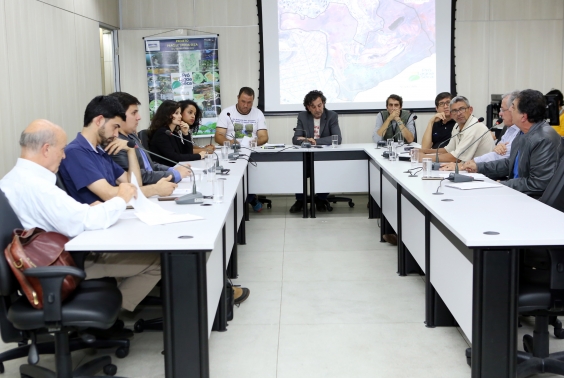 Audiência pública da Comissao de Meio Ambiente e Política Urbana debateu no dia 18/9 o fechamento e a destinação da área da Mineração Lagoa Seca