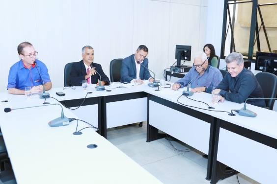 40ª reunião ordinária da Comissão de Saúde e Saneamento, em 5 de dezembro de 2018