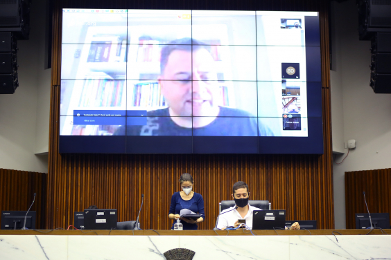 reunião extraordinária da CLJ no Plenário Amynthas de Barros 