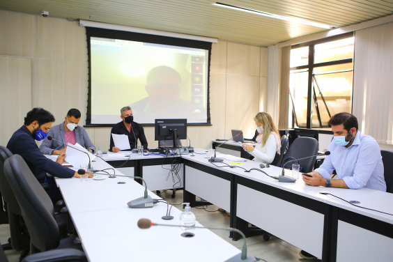 Vereadores Professor Juliano Lopes, Irlan Melo, Jorge Santos, Nikolas Ferreira, e vereadora Flávia Borja, na reunião da CPI da Covid-19, nesta quinta-feira (5/8)