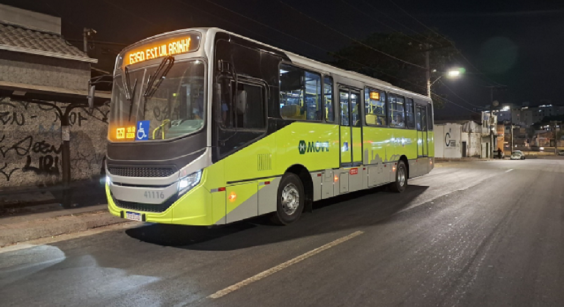 ônibus do sistema MOVE