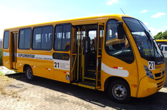 ônibus suplementar do transporte público 