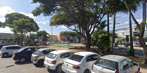 vista da rua guarapari com avenida portugal, em belo horizonte