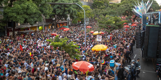 vista aérea de bloco de carnaval