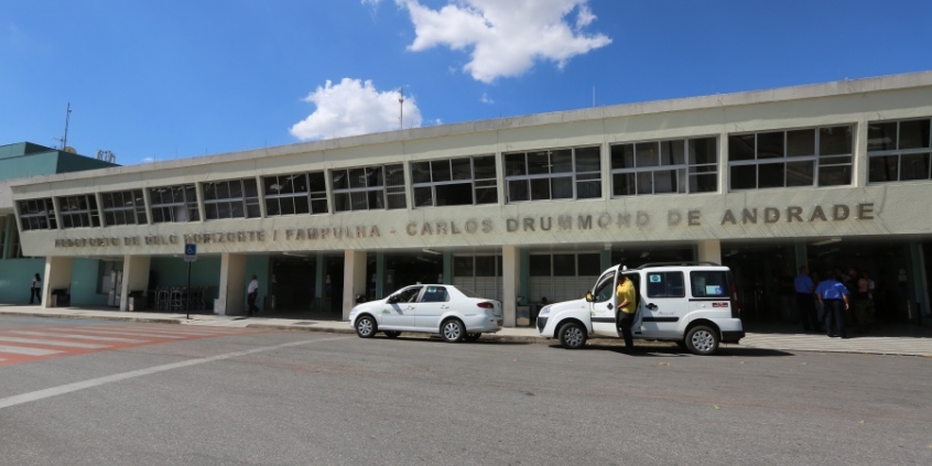 Terminal, inaugurado em 1933, recebe atualmente apenas voos de menor porte (Banco de Imagens CMBH)