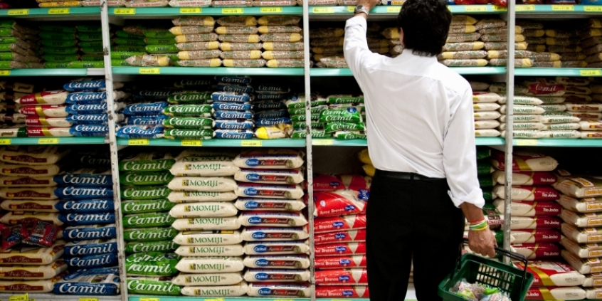 Reunião vai debater fechamento dos supermercados aos domingos . Foto: Marcelo Camargo/Agência Brasil