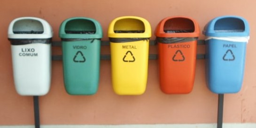 Incentivo à reciclagem de materiais e destinação correta de resíduos é tema de quatro projetos aprovados na Comissão