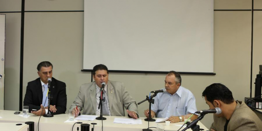 Reunião da Comissão de Desenvolvimento Econômico, Transporte e Sistema Viário (15/04/13)