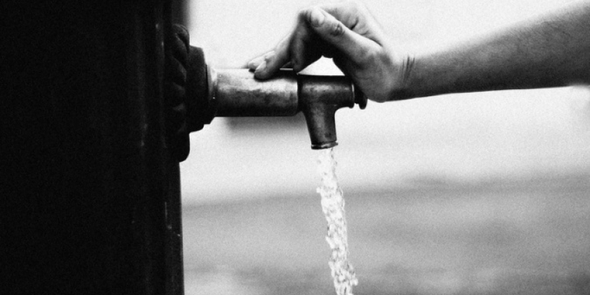 Em pauta, reaproveitamento da água descartada no dia a dia - Foto Alfonso Benayas/Creative Commons