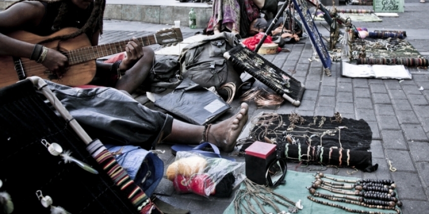 Em pauta hippies na Pça. Sete, revitalização do centro e deficientes em presídios