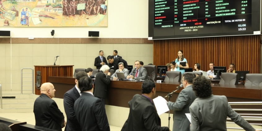 Sob protestos, base de governo aprova alterações na ADE Cidade Jardim