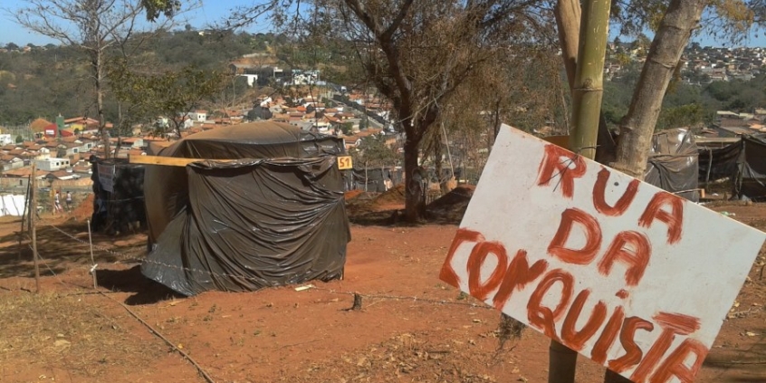 Ameaçados de despejo, moradores da ocupação Rosa Leão querem negociar com a Prefeitura