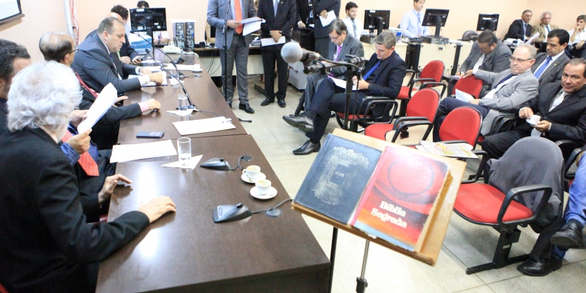Reunião ordinária do plenário em 2 de dezembro de 2016