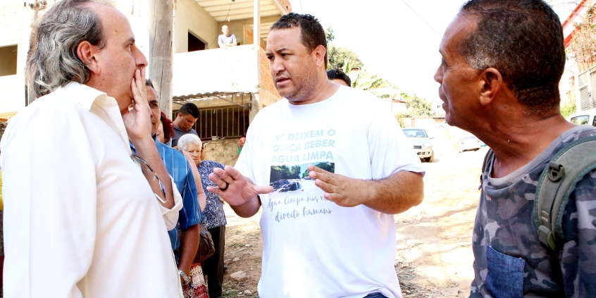 Vereador Edamar Branco conversa com representes da comunidade da Coordenação de Administração Regional Noroeste