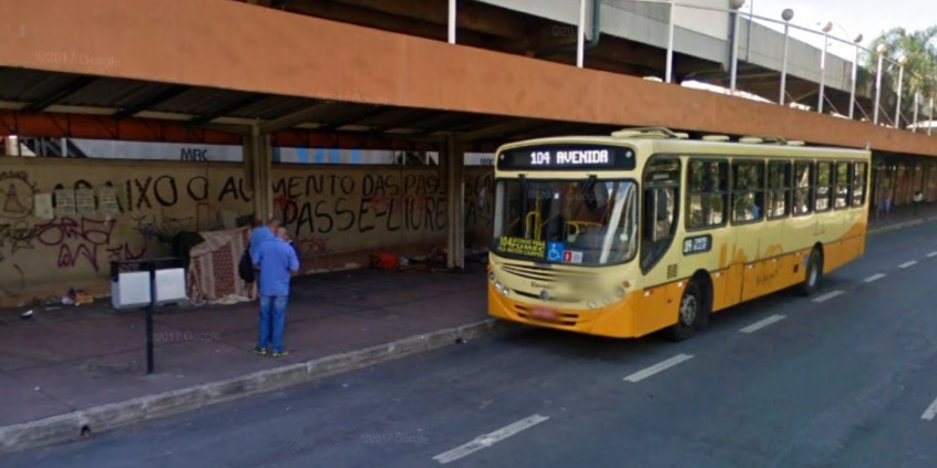 Ponto final da linhas 104, na região da Lagoainha