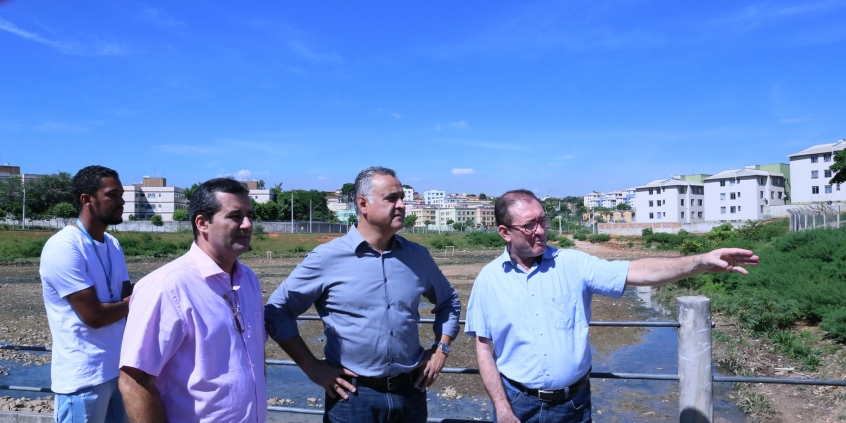 Em pauta, visita a bacias de contenção de água na região da Avenida Vilarinho 