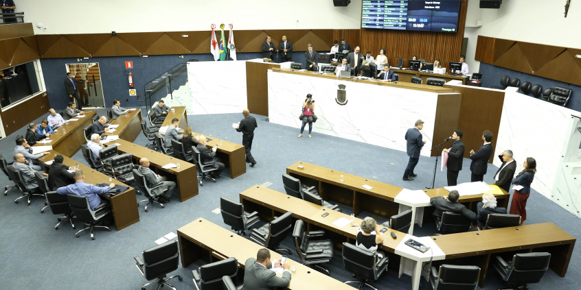Reunião plenária, nesta terça-feira (4/6)
