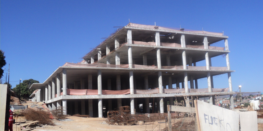 Obra pública. Construção do Hospital Metropolitano do Barreiro