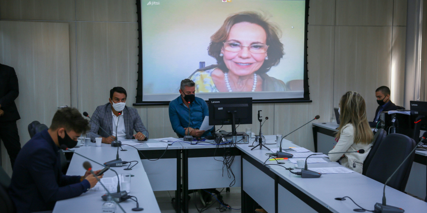 Vereadores Professor Juliano Lopes, Jorge Santos e Nikolas Ferreira, e vereador Flávia Borja, em oitiva da secretária municipal de Educação, Ângela Dalben, na CPI da Covid-19, nesta quinta-feira (22/7)
