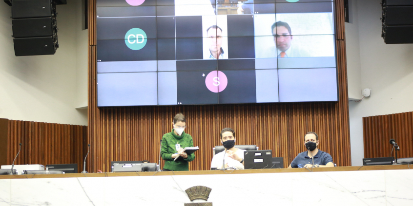 Vereadores Gabriel, Bráulio Lara, Professor Claudiney Dulim, Rubão, Wanderley Porto e Reinaldo Gomes Preto Sacolão, na reunião da CPI da BHTrans, nesta terça-feira (27/7)