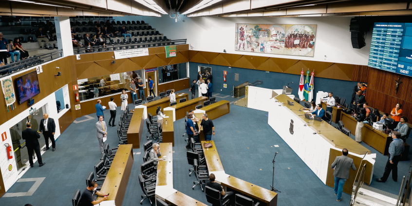 Vereadores participam de votação no Plenário Amintas de Barros 