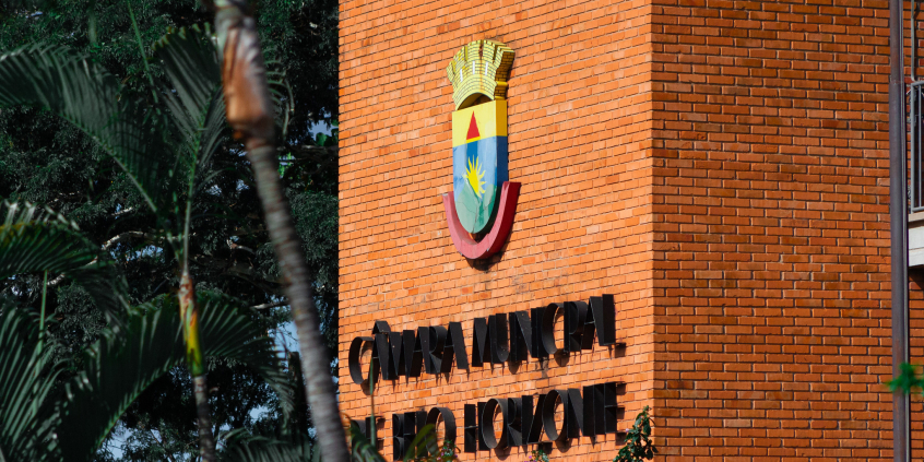 Parte da fachada da sede da Câmara Municipal de Belo Horizonte