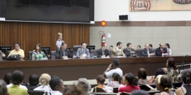 Vereadores, autoridades e entidades discutem Minha Casa Minha Vida 