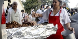 Reforma expulsou vendedores de lanches do entorno dos estádios