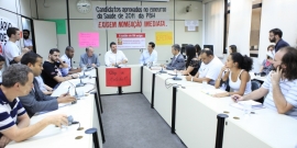 Aprovados em concurso público municipal pedem nomeação imediata. Foto: Bernardo Dias