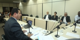 Vereador cobra políticas públicas da Prefeitura