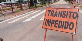 Um dos PLs aprovados normatiza a realização de obras em vias públicas