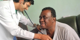 Carência de médicos estaria gerando sobrecarga e deficiência no atendimento - Foto: Portal PBH