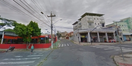 Cruzamento entre as ruas Apucarana e Sena Madureira, no Bairro Ouro Preto