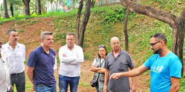 Parque Vila Pinho sofre com depredação e falta de segurança 