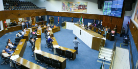 Foto de reunião Plenária vista de cima.